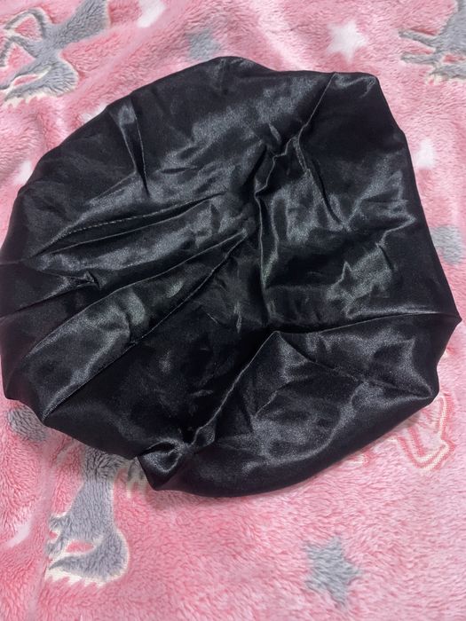 Boneta pt par neagra