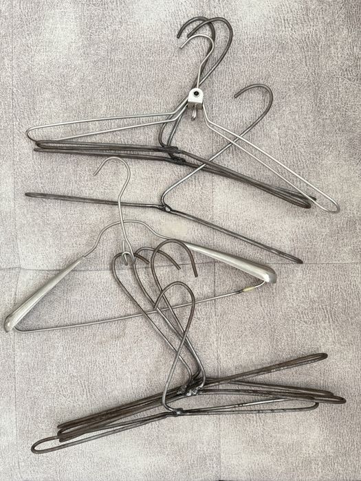Набор металлических плечиков