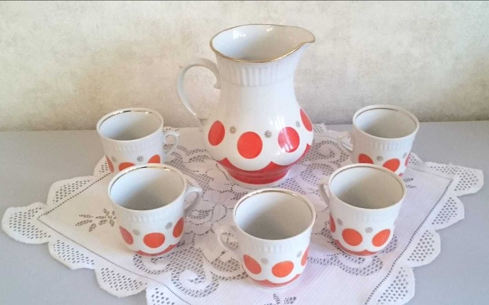 Кувшин, кружки фарфор, стекло