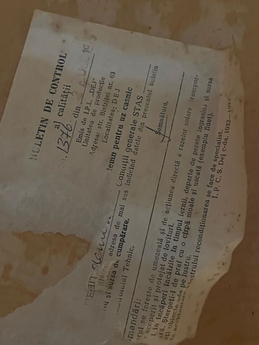 Masă din lemn masiv, extensibilă – fabricată la Fabrica de Mobilă Dej (1979) – stare impecabilă