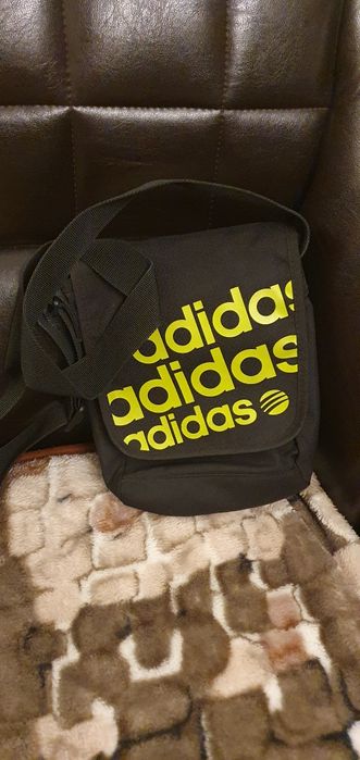 Geanta umăr/gentuța Adidas NEO