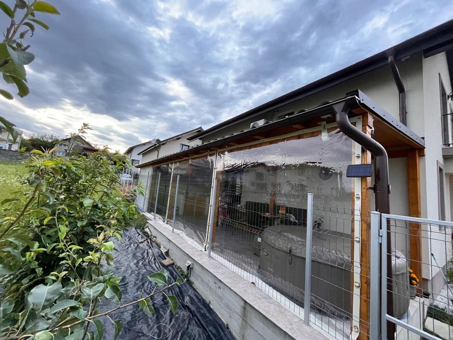 Folie închidere terase