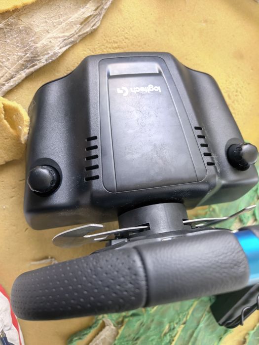 Продавам logitech g29 + shifter