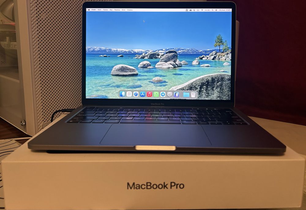 MacBook Pro 13” M1 2020 — 8/256 ГБ
