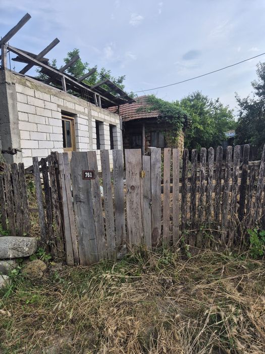 Teren intravilan + constructie Pircov (aproape de Buzau)