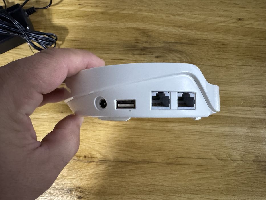 TP-Link Deco M9 Plus AC2200