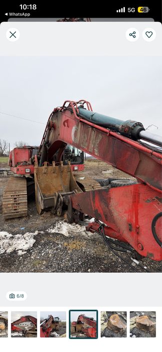 Vând excavator de 26 tone cu două cupe . Atenție are motorul stricat și geamul din față spart . Sau dezmembrez.