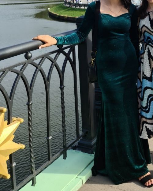 Платье вечернее(надето 1 раз)