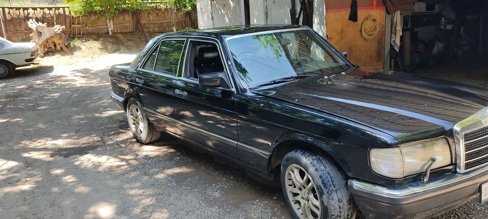Mercedes-Benz w126