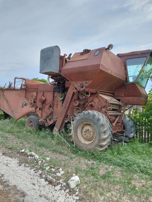 Продам комбайн Нива СК5