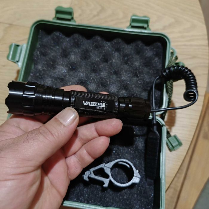 ловен фенер ( ЗЕЛЕН)