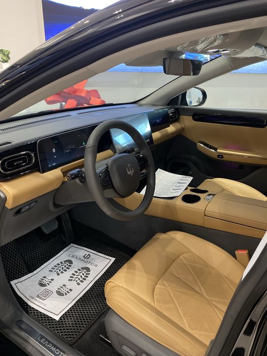 Leapmotor C01 625 km EV premium+ FP