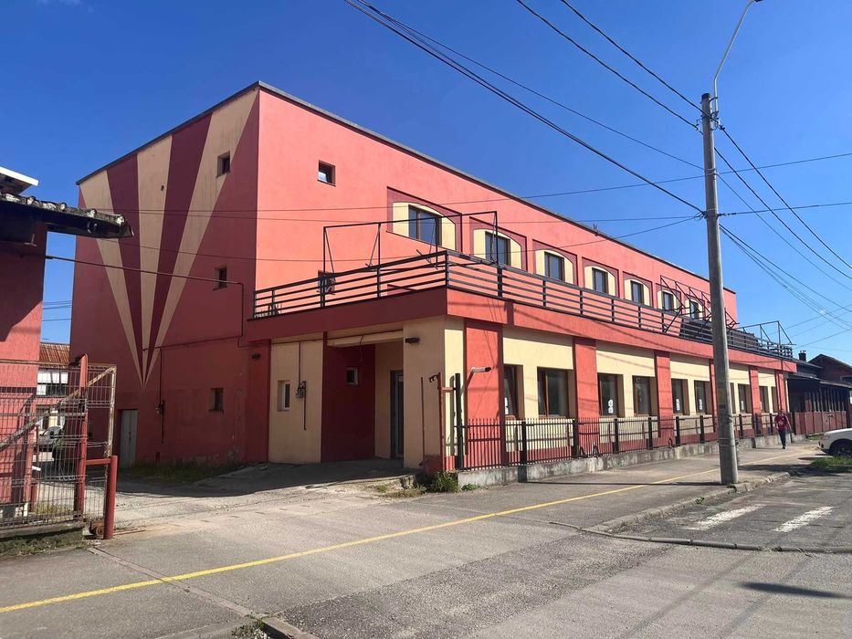 Inchiriem hale si birouri in Baia Mare