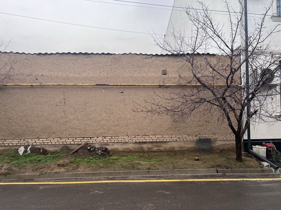 Quruq yer sotiladi