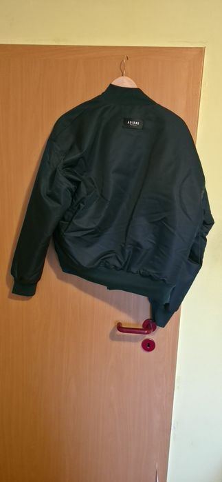 Geaca bomber Adidas noua, nepurtata