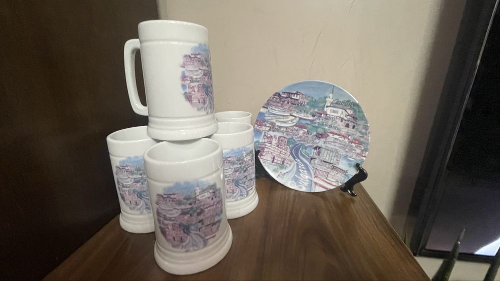 Керамични халби за бира и чинии