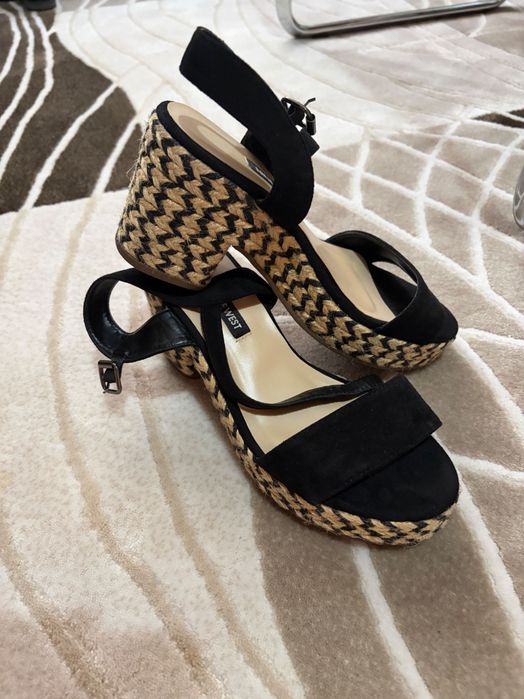 Летни Сандали на платформа NineWest