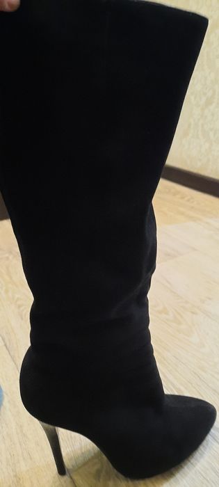 Продам сапоги замшевые