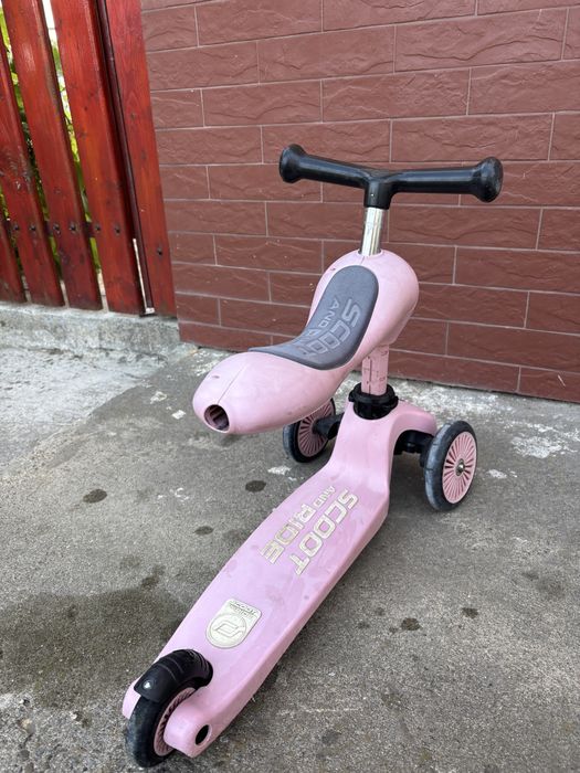 Scoot ride roz trotineta