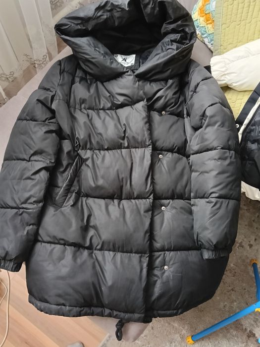 Продам куртку зимнюю женскую