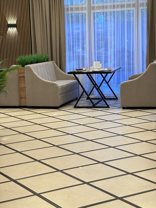 Диваны со склада Диваны в рассрочку Диван оптом Столы для кафе