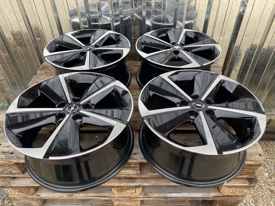 17 цола 5 х 108 мм Опел Астра  Astra L , Пежо , 3008 , 4008 , 5008