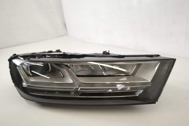 Far Dreapta Original Full Led In Stare Buna Audi Q7 4M 2015 2016 2017