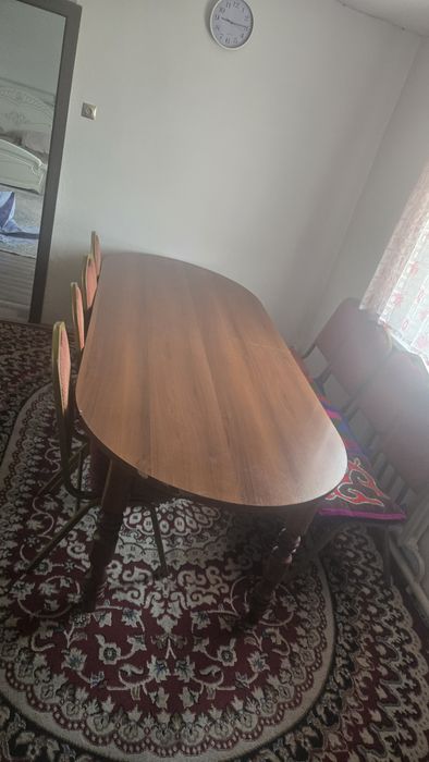Продам стол со стулями