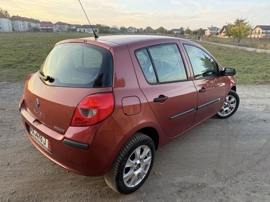 RENAULT CLIO 1.5 dci* 86cp* 2007* TOPP!!!