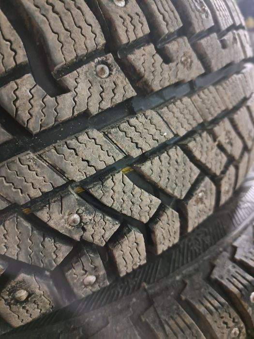 Комплект новой резины с дисками r14