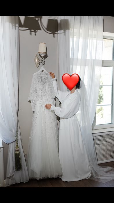 Продам белую абайку и платье
