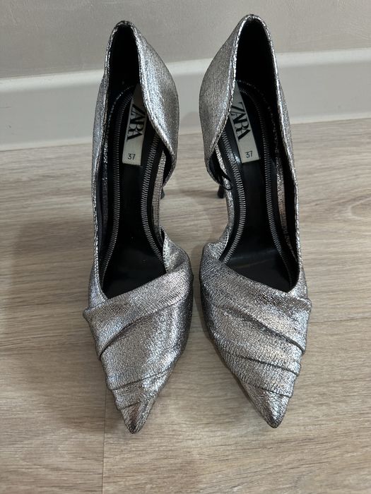 Продам туфли Zara