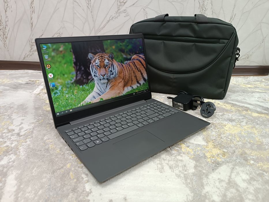 Notebook LENOVO IdeaPad 2023.