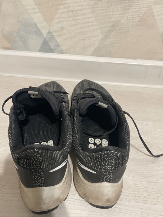 Кроссовки Найк, Nike