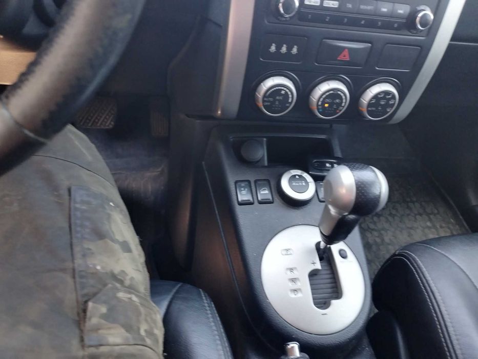Nissan X-Trail T31 2.0 dci на части.