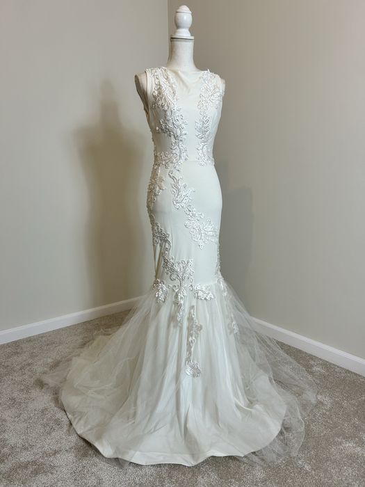 Rochie de mireasa noua