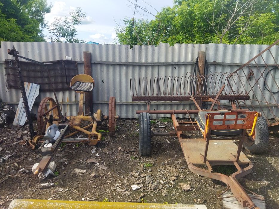 Продам косилку и грабли