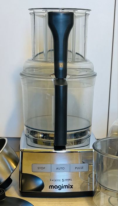 Robot bucătărie Magimix 5200 XL – complet echipat