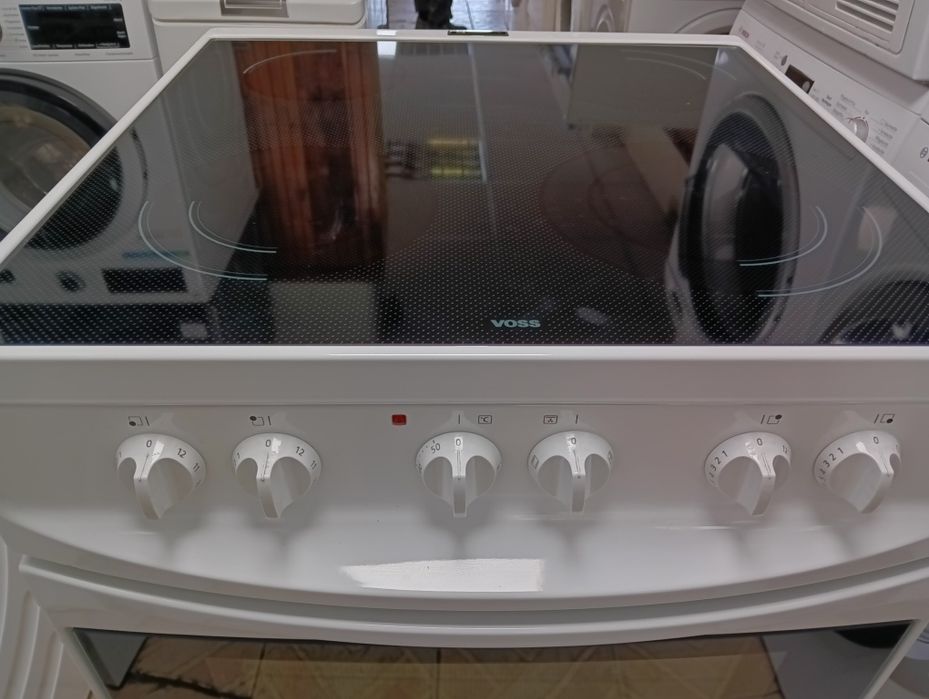 Свободно стояща печка с керамичен плот VOSS  2 години Гаранция!