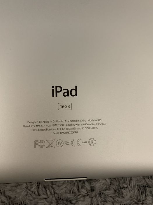 Продам планшет  iPad 2