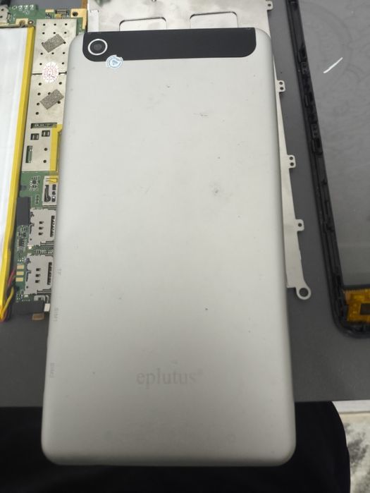 Запчасти на планшет eplutis G68