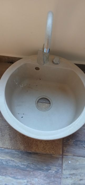 Vand chiuveta  granit