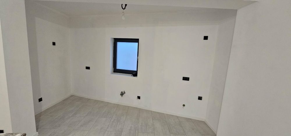 Tineretului amfiteatrul " casa memoriala " Tudor Arghezi" str Mãrțişor