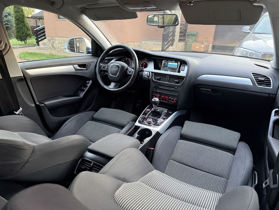 AUDI A4 * B8 2.0tdi* 143cp* 2009!!!