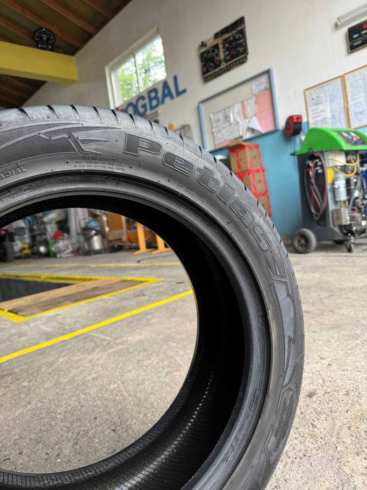 Vând 2 anvelope de vară 235/50 ZR18  Petlas Velox Sport PT741