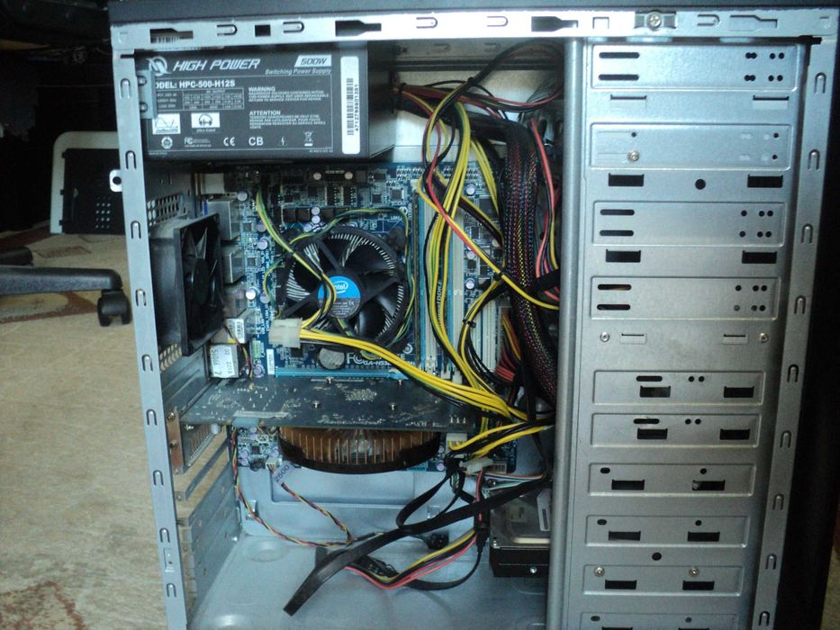 Combina SONY MHC-RG30 ,calculator PC i5 cu Win.10 pro si Un Rayzer 5