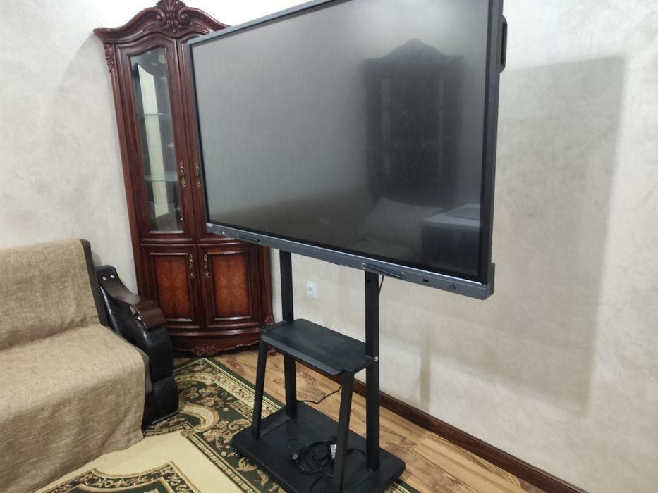 Interactive touch screen "65"