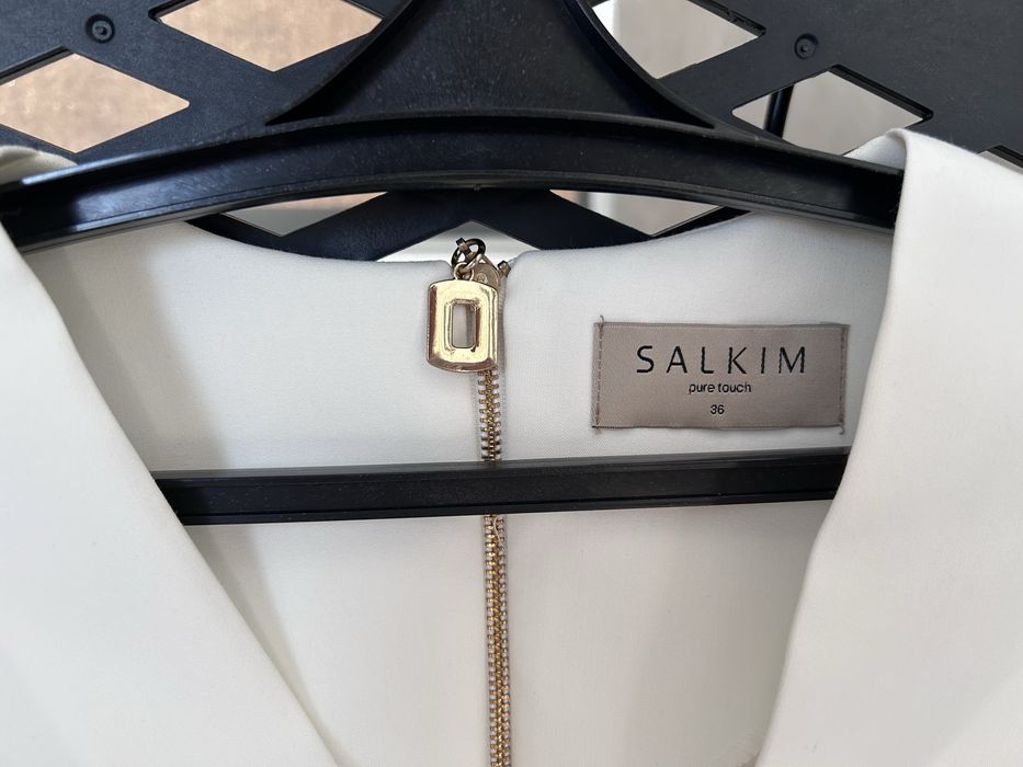 Продам белое платье