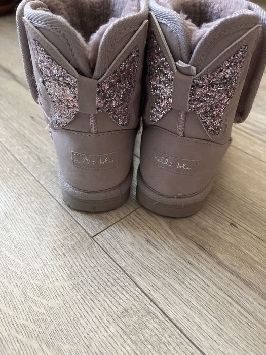 Пухкавки боти (апрески)