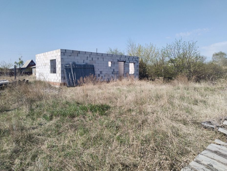 Дачный участок район красного партизана за ТТС .